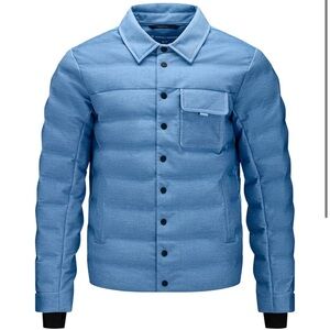 Men’s perfect moment warrin shirt jacket in light denim